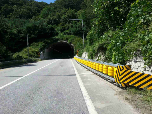 Rotating Anti Collision Guardrail Highway Rolling Guardrail Barrier