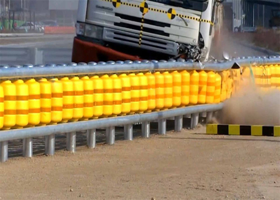 Beli EVA Rolling Guardrail Roller Anti Crash Guardrail Road Roller Barrier online manufacture