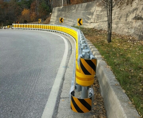 Beli 10 Tahun Kehidupan HDG Highway Roller Barrier untuk Konstruksi Jalan Raya online manufacture