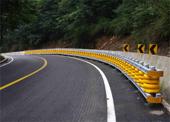 Highway Safety Driving EVA Roller Barrels Anti Corrosion Roller Barrier Untuk Ekspor
