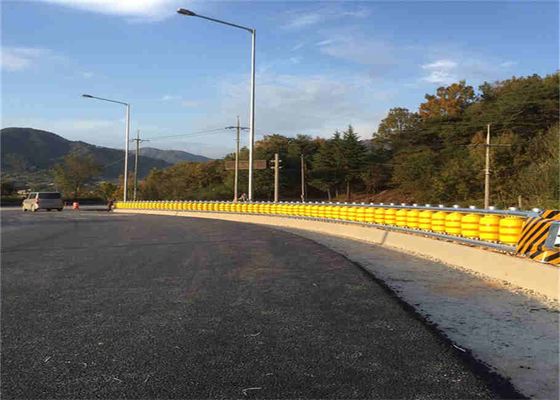 Bahan EVA Highway Safety Roller Barrier Galvanized Anti Crash