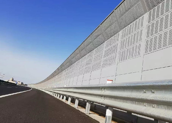 Highway Aluminium Panel Cotton Filling Noise Barrier Untuk Menyerap Kebisingan