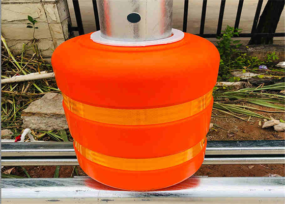 Q235 Hot Dipped Galvanized Steel Highway Roller Barrier Untuk Keselamatan Lalu Lintas
