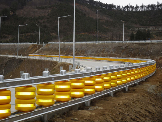 Harga bagus Diameter 245 350 mm Roller Size Highway Roller Barrier Featuring 10 Tahun Umur dan 300 Meter output hari untuk kontrol lalu lintas on line