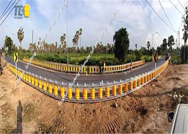Good price Melengkung Ramp Highway Roller Barrier Anti Karat Q235 Hot Dip Galvanizing Material on line