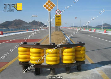 Good price Sistem Car Highway Roller Barrier Kecelakaan Anti Tabrakan Warna Kuning / Merah on line