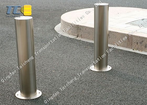 Bollard Stainless Steel 304 yang Dapat Dilepas Dipoles Dan Disikat
