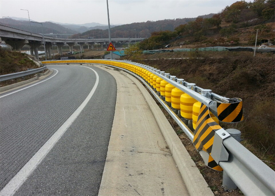 EVA Filled Material Safety Roller Guardrail SB Bersertifikat